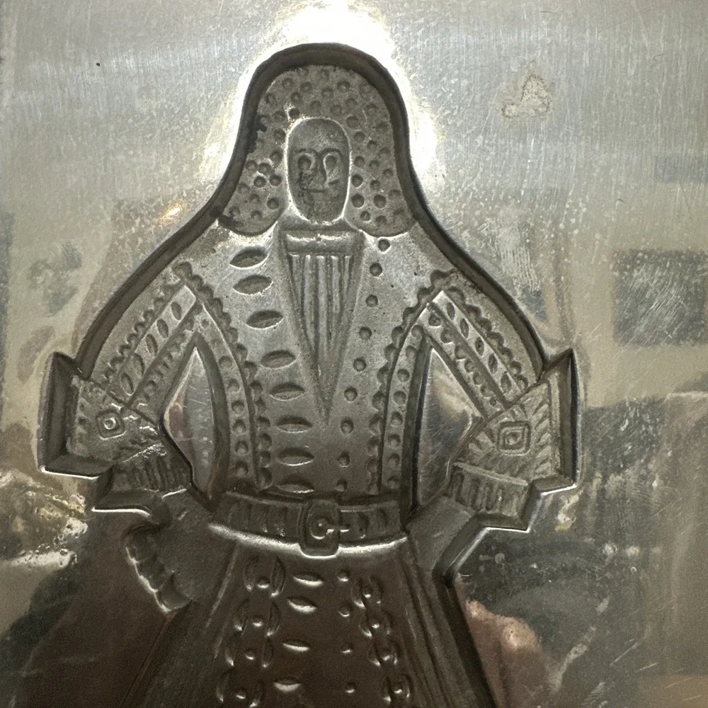 Gingerbread Man Cookie Mold Reproduction Colonial Williamsburg Metalcraft VTG